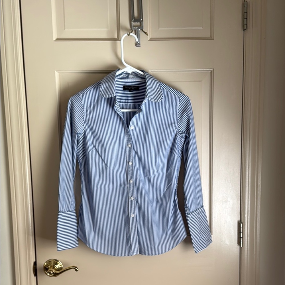 Banana Republic Blue Blouse Classic Top
